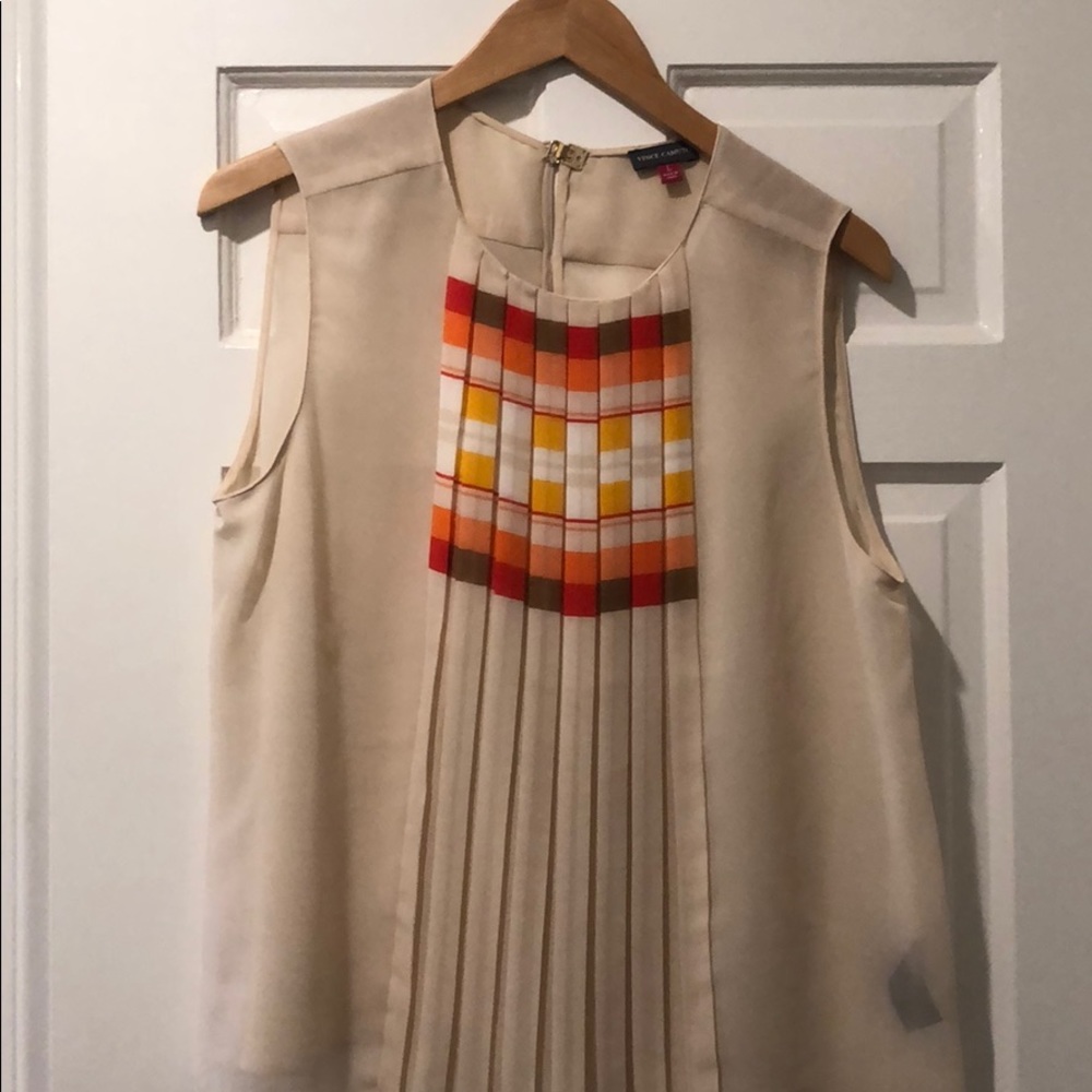 Sleeveless blouse